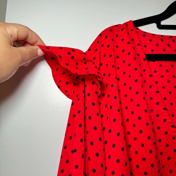Boohoo Polka Dot Blouse with wide sleeves and ruffles - Picture 6 of 11